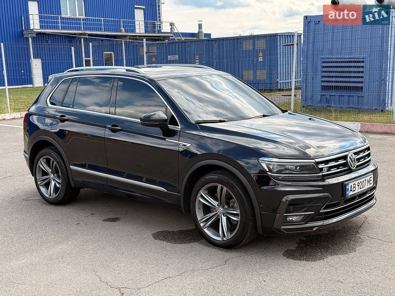 2017 Volkswagen Tiguan - мініатюра 4