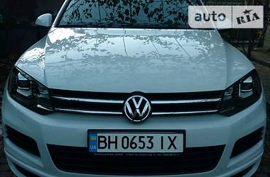 Volkswagen Touareg R-Line   BLUEMOTION PNEVMO 2012