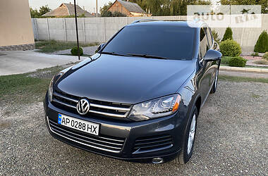 Volkswagen Touareg  2011
