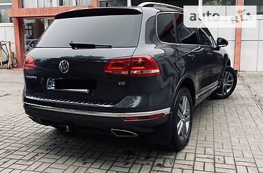 Volkswagen Touareg  2015