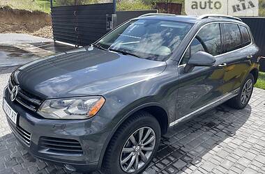 Volkswagen Touareg  2010