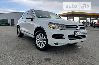 Volkswagen Touareg  2012