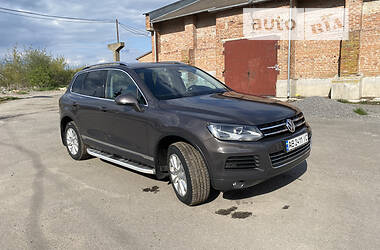 Volkswagen Touareg  2011