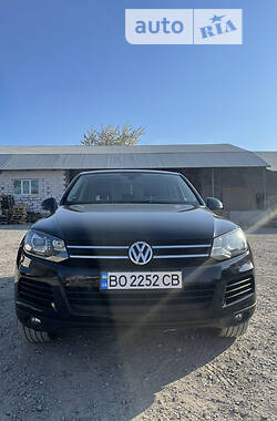 Volkswagen Touareg  2013