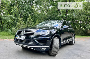 Volkswagen Touareg  2015