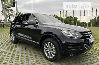 Volkswagen Touareg  2011