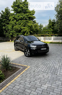 Volkswagen Touareg  2010