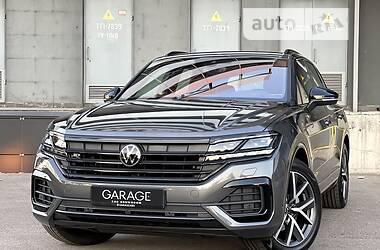 Volkswagen Touareg R LINE  2022