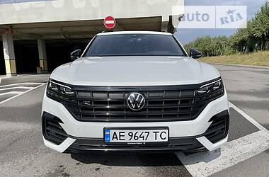 Volkswagen Touareg R LINE BLACK  2021