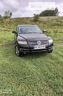 Volkswagen Touareg  2004