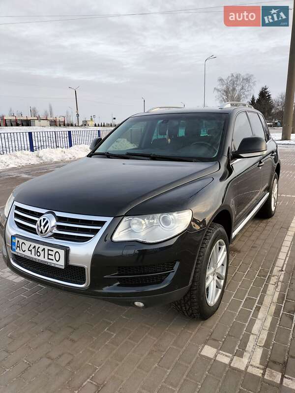 Volkswagen Touareg 2008 року в Луцьку