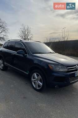 Volkswagen Touareg  2011