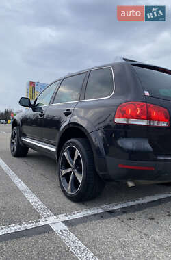 Volkswagen Touareg  2005