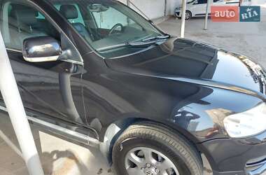 Volkswagen Touareg  2004