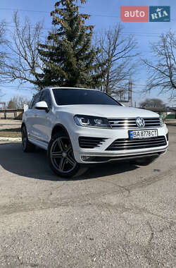Volkswagen Touareg  2015