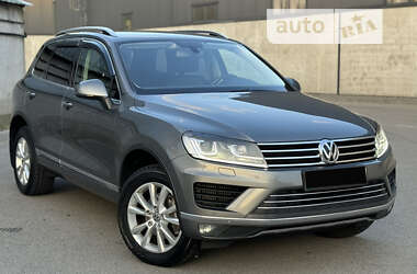Volkswagen Touareg  2016
