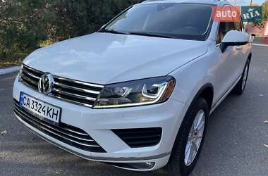 Volkswagen Touareg  2015