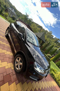 Volkswagen Touareg  2012