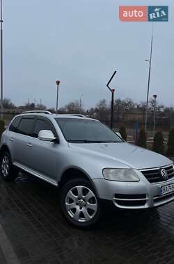 Volkswagen Touareg  2003