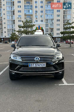 Volkswagen Touareg  2014