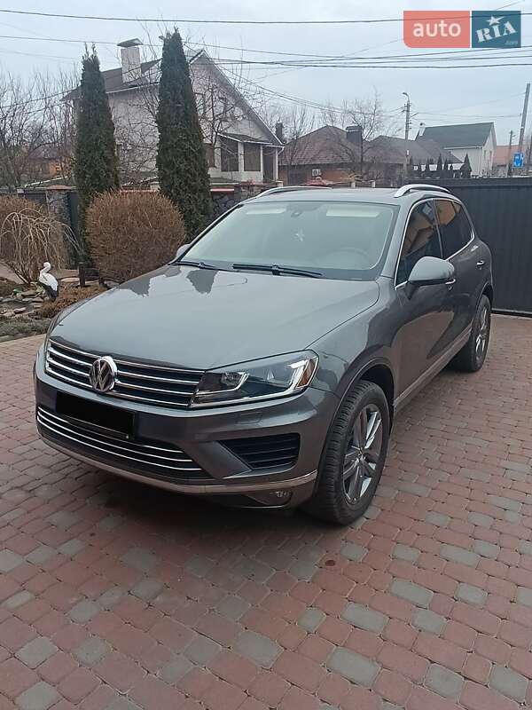 Volkswagen Touareg