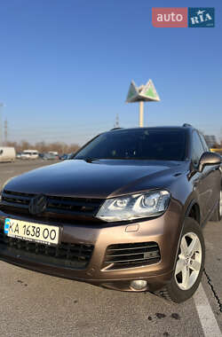 Volkswagen Touareg  2010