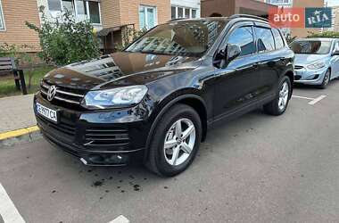 Volkswagen Touareg  2012
