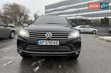 Volkswagen Touareg  2014