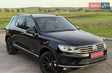 Volkswagen Touareg  2015