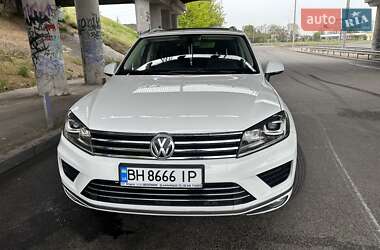 Volkswagen Touareg 2014