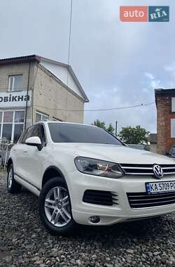 Volkswagen Touareg  2011