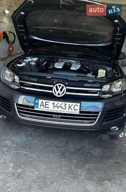 Volkswagen Touareg  2010