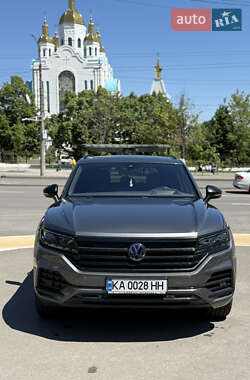 Volkswagen Touareg  2018