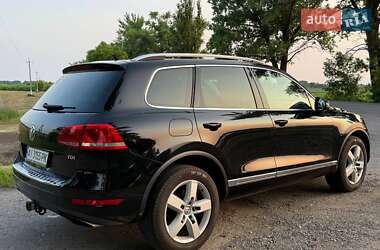 Volkswagen Touareg  2011