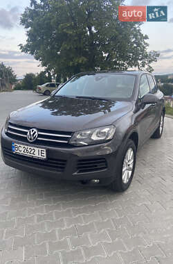 Volkswagen Touareg  2012