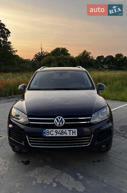 Volkswagen Touareg  2012