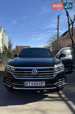 Volkswagen Touareg  2018