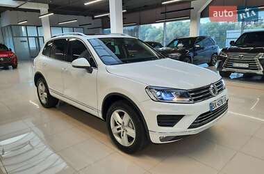 Volkswagen Touareg  2014