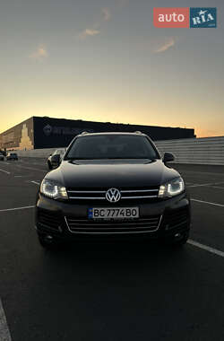 Volkswagen Touareg  2012