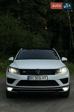 Volkswagen Touareg  2016