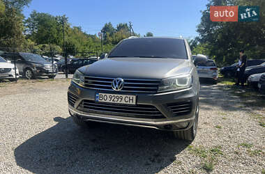 Volkswagen Touareg  2016
