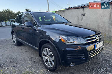 Volkswagen Touareg  2014