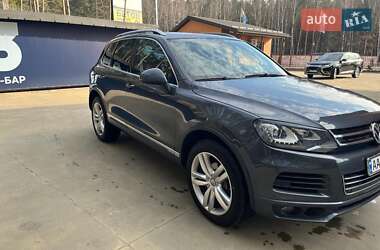 Volkswagen Touareg  2013
