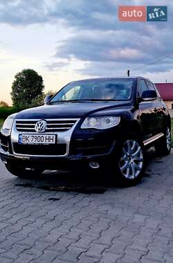 Volkswagen Touareg  2009