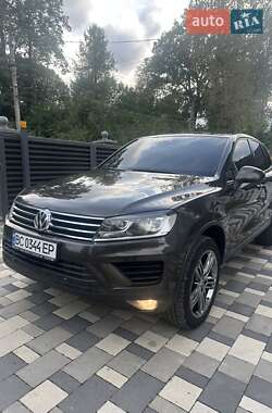 Volkswagen Touareg  2016