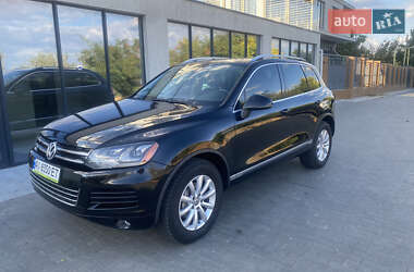 Volkswagen Touareg  2012