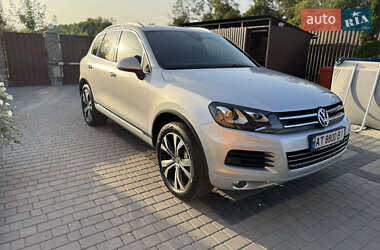 Volkswagen Touareg  2013