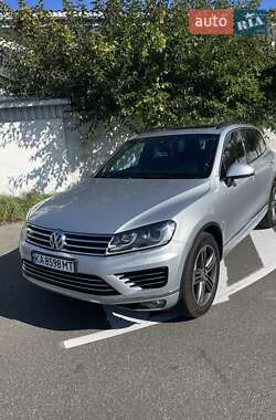 Volkswagen Touareg  2015