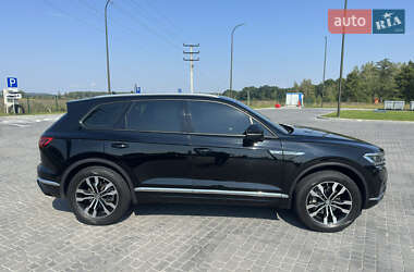 Volkswagen Touareg  2018