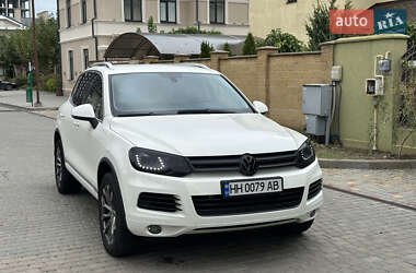 Volkswagen Touareg  2011